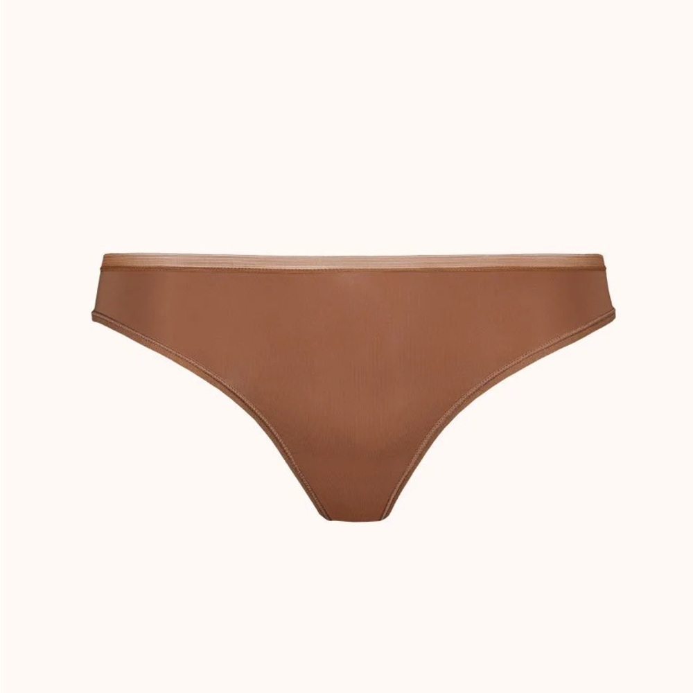 Lively No Show Thong Bundle (3)
